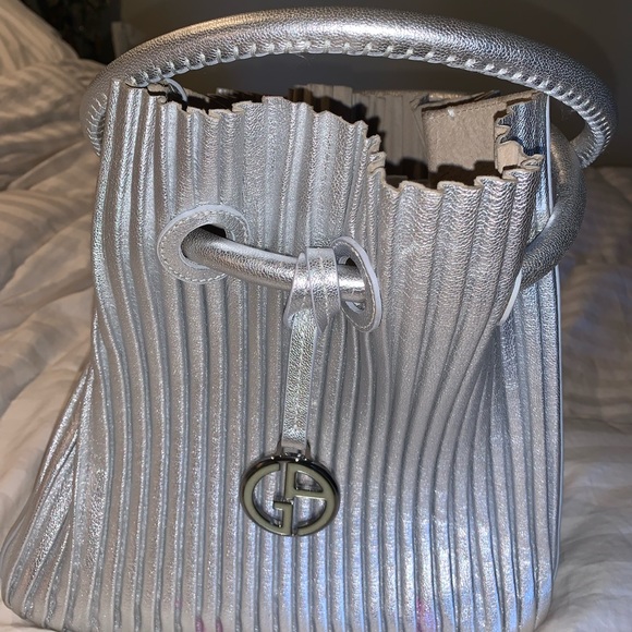 Authentic Giorgio Armani bag! - Picture 3 of 5